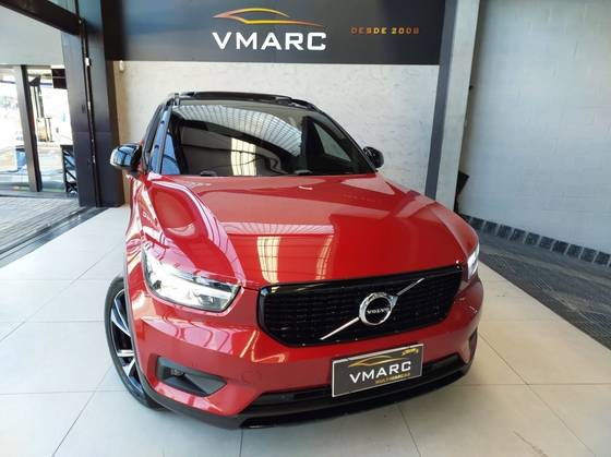 VOLVO XC40 1.5 T5 RECHARGE R-DESIGN GEARTRONIC